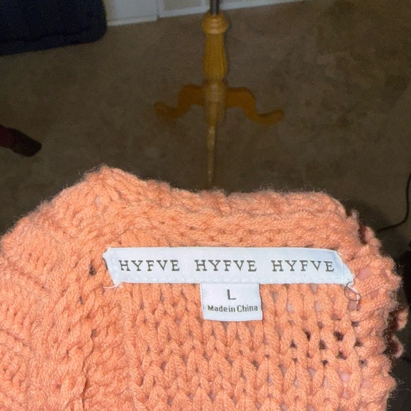 NWOT HYFVE Coral Cable Knit Sweater - Picture 3 of 3